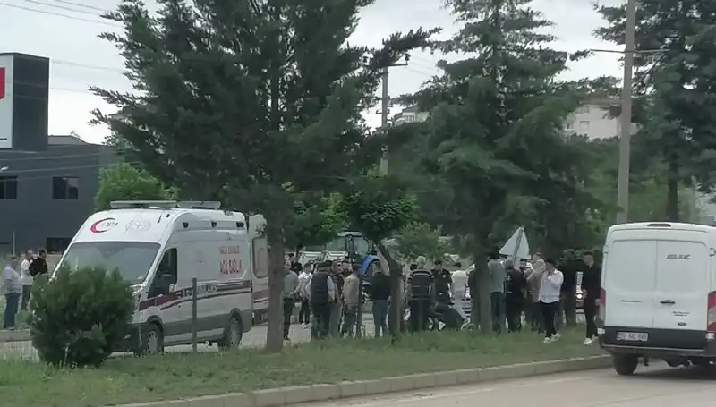 10 Yaşındaki Çocuk Yaya Geçidinde Kamyonetin Çarpmasıyla Hayatını Kaybetti