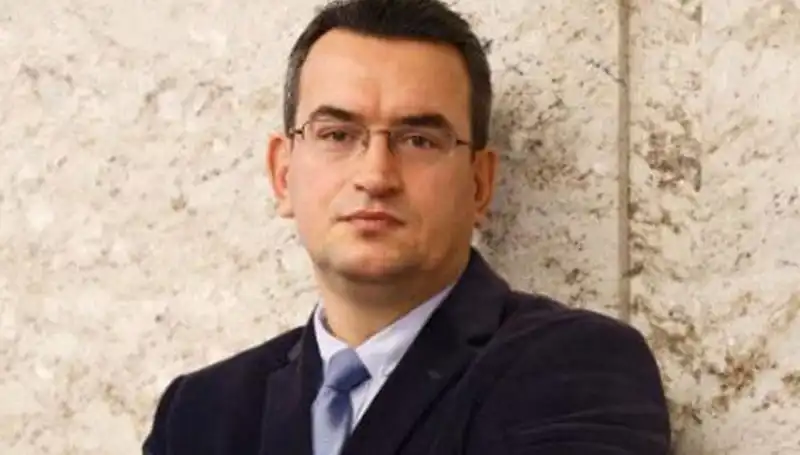 Metin Gürcan: DEVA Partisi'nin Arka Planındaki İsim ve Siyasi Vizyonu