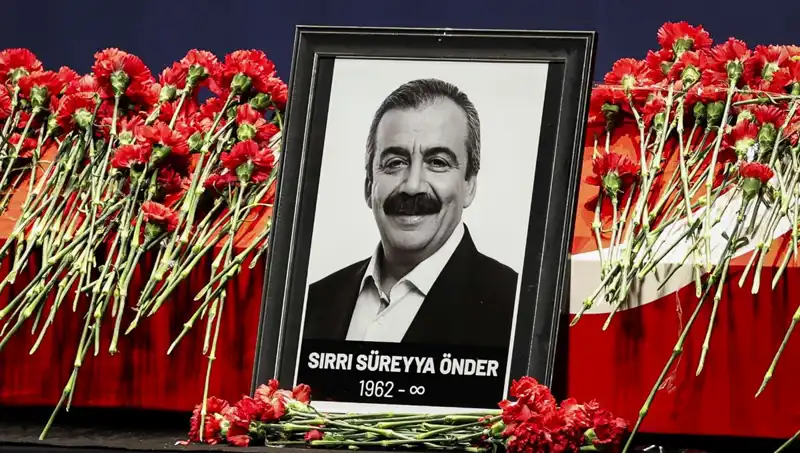 Meclis'te Sırrı Süreyya Önder'i Anma Töreni: Unutulmaz Anılar ve Vefalı Bir Hatıra