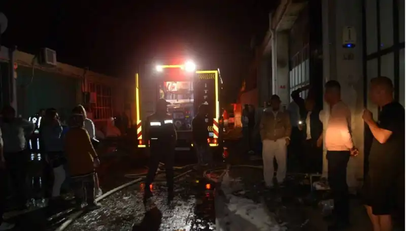 Gözlük Fabrikasında Yangın Panik Yarattı: Sebebi ve Son Durum