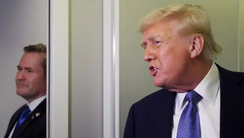 Trump'ın Şaşırtan Kararı: Mike Waltz Görevden Alındı