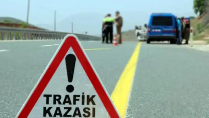 Bitlis'te Feci Kaza: İki Ayrı Kazada 19 Kişi Yaralandı