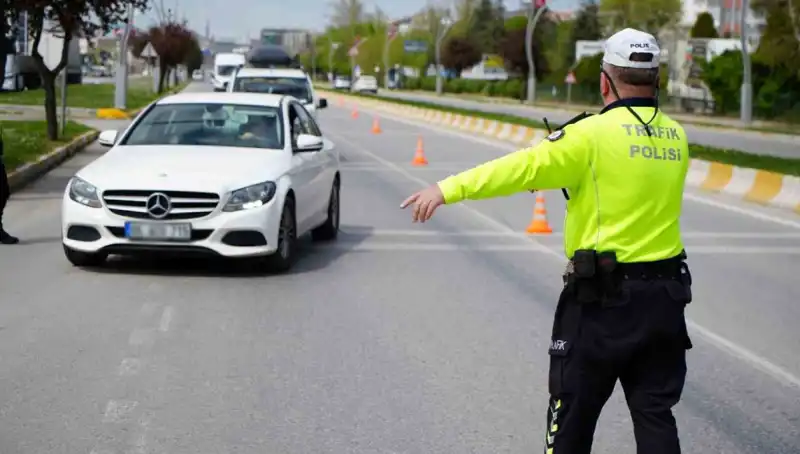 2025 Yılında Trafik Cezaları Ne Kadar Artacak? İşte Yeni Düzenlemeler