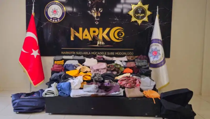 32 Kilo Metamfetamin Ele Geçirildi: Uyuşturucu Ticareti Çökertildi