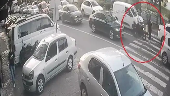 Motosiklet Yaya Geçidinde Korku Dolu Anlar Yaşattı: İşte O Anlar