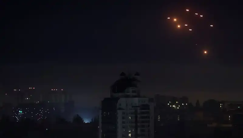 Rusya'nın Kiev'e Yönelik Hava Saldırısı: Sumi'de 11 Köy Tahliye Edildi!