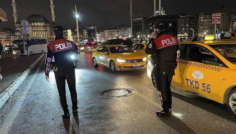 İstanbul’da Huzur Operasyonu: Bir Gece Değişimi 873 Gözaltı ile Geldi