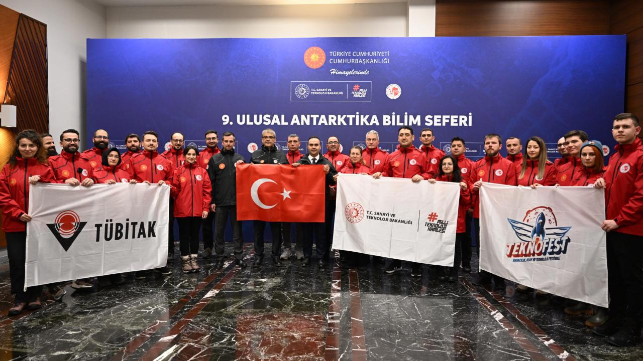 Türk Bilim İnsanları 9. Kez Antarktika Yolunda