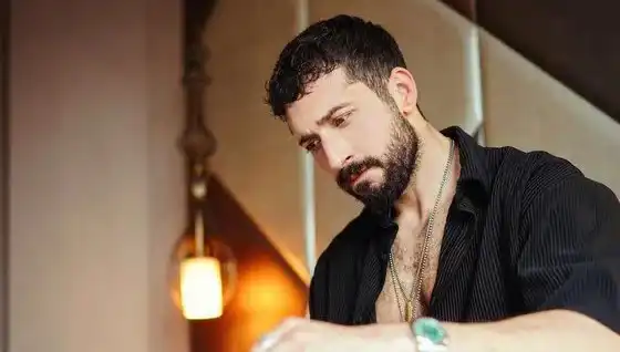 Emre Bulut’a Şok Suçlama: Sahte Komiserlik ve Araç Kaçırma Olayı