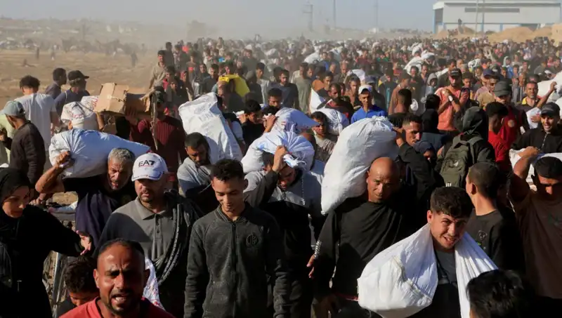 İsrail Ordusu, Han Yunus'ta 15 Kilometrelik Stratejik Koridor Açtı