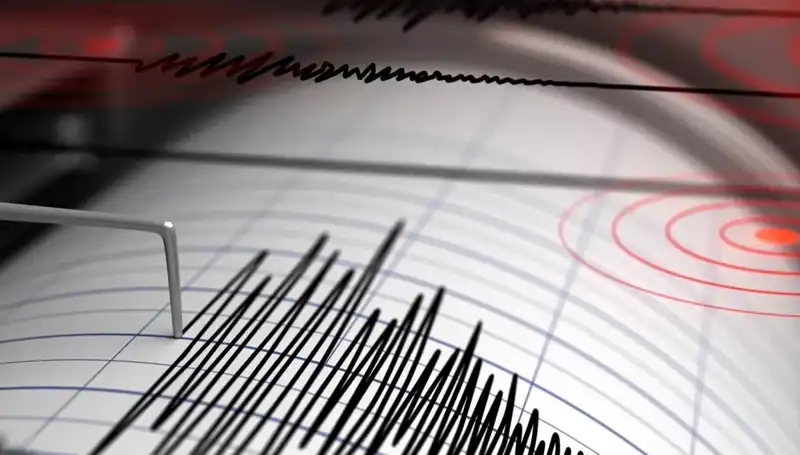 Manisa'da Şok Edici 4 Büyüklüğünde Deprem: Yeraltı Sarsıldı!