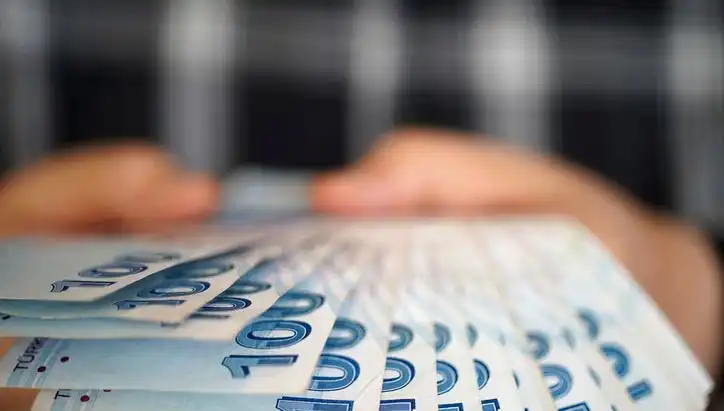 2025 Temmuz Emekli Promosyonları: Hangi Banka Ne Kadar Veriyor?