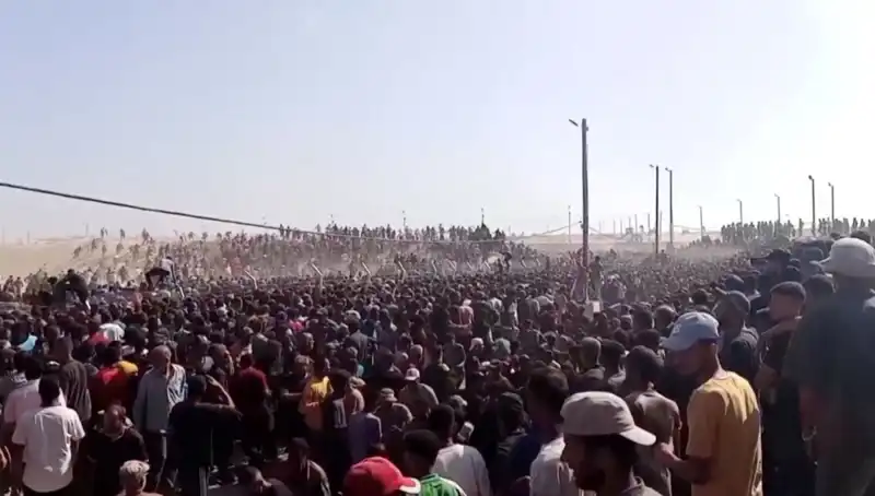 Gazze'deki Yardım Noktasına Saldırı: 26 Masum Hayatını Kaybetti