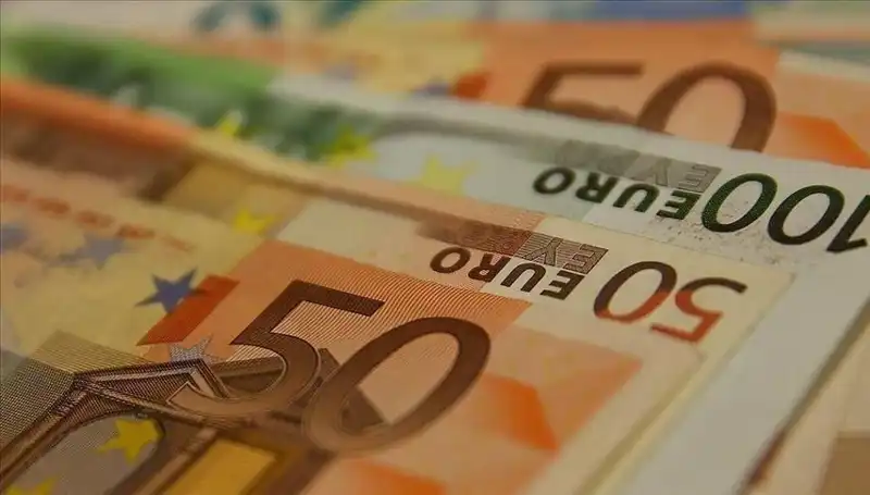 Euro’nun Zirve Performansı: Düşüşün Arkasındaki Sebepler Neler?
