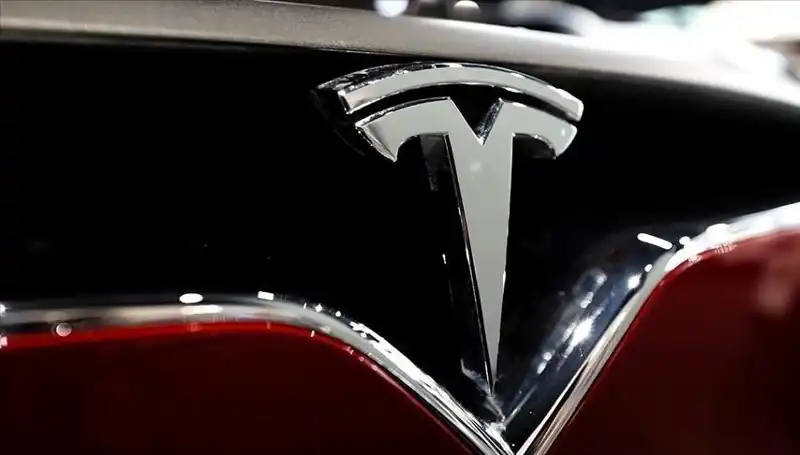 Ucuz Tesla Modeli Tartışmalarının Gölgesinde FSD Beklentisi Büyüyor