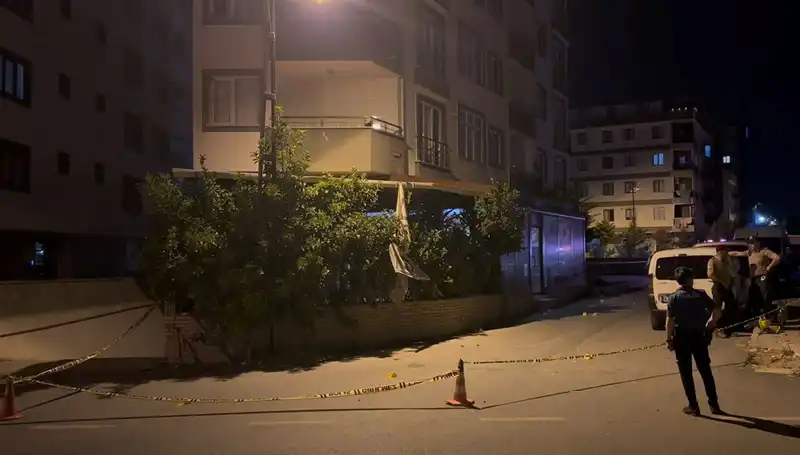 İstanbul’da Bir Kafeye Yapılan Silahlı Saldırı: Şok Edici Detaylar