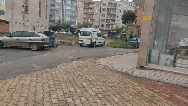 Dörtüncü Kattan Düşen Kadın Hayat Mücadelesi Veriyor