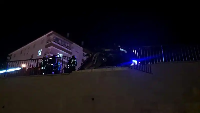 Kontrolden Çıkan Araç Bariyere Çarptı, Tüm Türkiye’yi Şaşkına Çeviren Kaza!