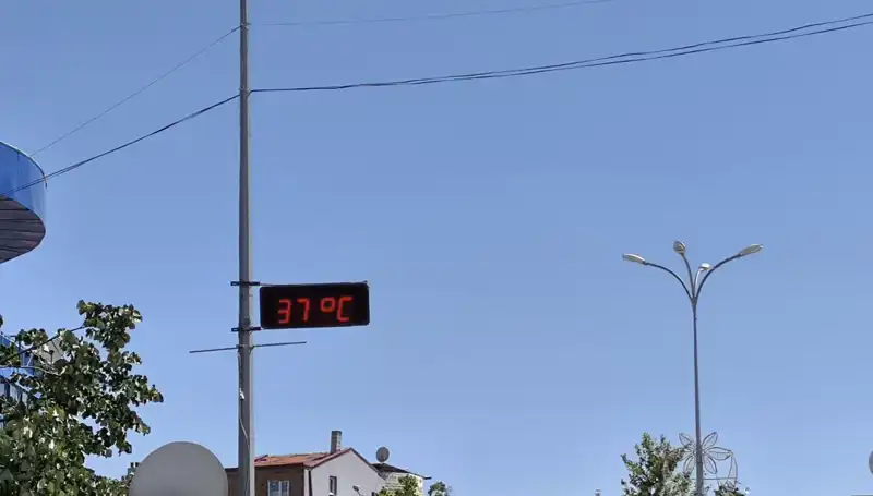 Termometreler Sıfır Noktasını Geçti: Yaz Vurdu Mu?