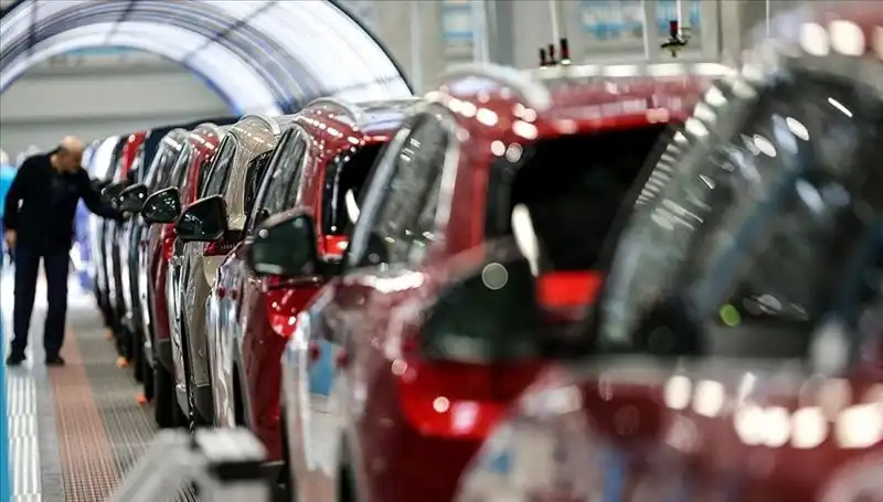 2023 Yılında En Çok Satan Araçlar: Renk, Motor ve Yakıt Trendleri